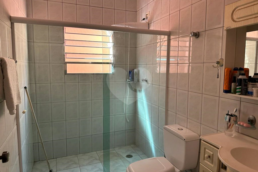 Sobrado à venda com 3 quartos, sendo 1 suíte, em Vila Nova Mazzei, São Paulo, SP