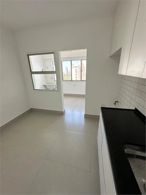Apartamento à venda com 3 quartos, sendo 2 suítes, em Jardim Ampliação, São Paulo, SP