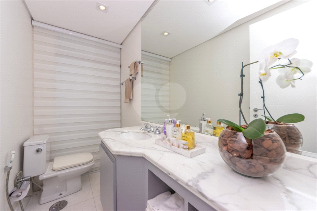 Cobertura à venda com 3 quartos, sendo 2 suítes,  em Vila Progredior, São Paulo, SP