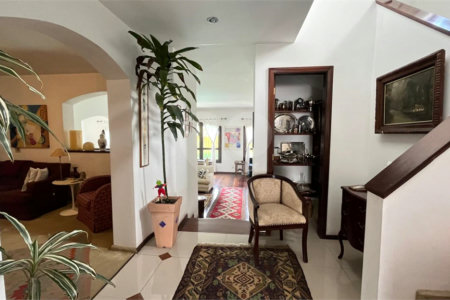 Casa à venda com 4 quartos, sendo 2 suítes, em Lar São Paulo, São Paulo, SP