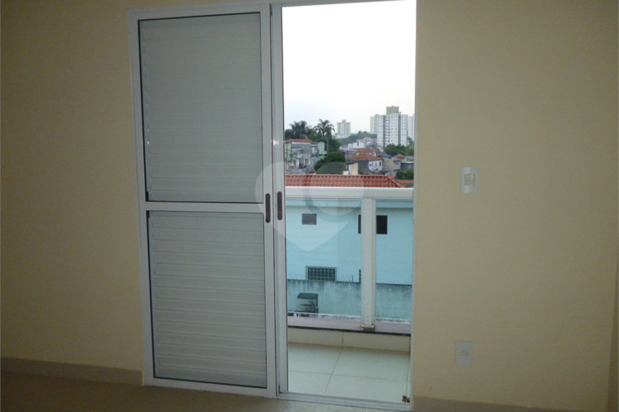 Casa à venda com 3 quartos, sendo 1 suíte,  no condomínio Residencial Vila Primavera (zona Norte), São Paulo - SP
