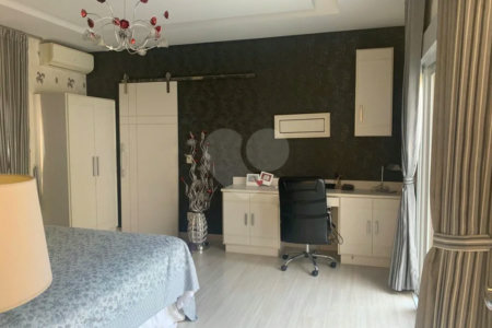 Casa à venda com 4 quartos, sendo 1 suíte, no condomínio Ibiaram, Itupeva - SP