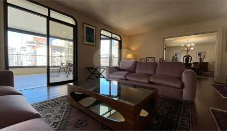 Apartamento à venda com 4 quartos, sendo 3 suítes,  em Itaim Bibi, São Paulo, SP