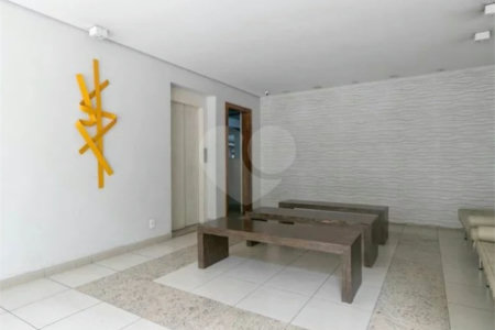 Apartamento à venda com 3 quartos, sendo 1 suíte, em Tatuapé, São Paulo, SP