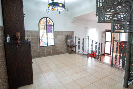 Casa à venda ou para alugar com 5 quartos, sendo 2 suítes, no condomínio Restinga Verde, São Roque - SP