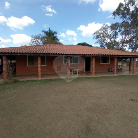 Casa à venda com 3 quartos, sendo 1 suíte,  em Estância Conceição, Itapetininga, SP