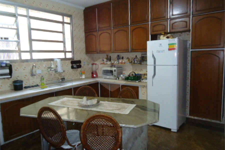 Sobrado à venda com 4 quartos em Santana, São Paulo, SP