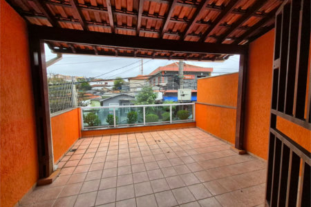 Sobrado à venda com 3 quartos, sendo 1 suíte, em Jardim Sarah, São Paulo, SP