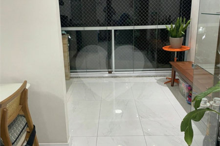 Apartamento à venda com 2 quartos, sendo 1 suíte,  em Santana, São Paulo, SP