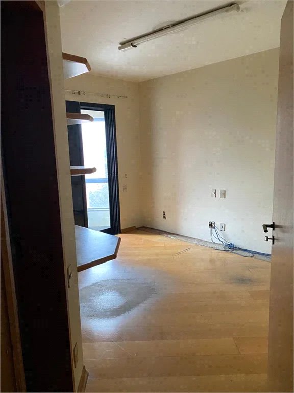 Apartamento à venda com 4 quartos, sendo 3 suítes, em Vila Suzana, São Paulo, SP