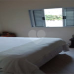 Casa à venda com 3 quartos, sendo 2 suítes, no condomínio Villa's Residencial, São Paulo - SP