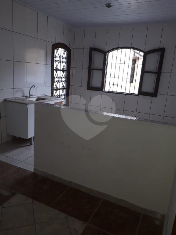 Sobrado à venda com 2 quartos em Tremembé, São Paulo, SP