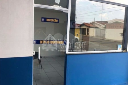 Casa comercial 891,00 m²