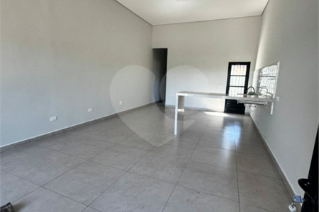 Casa à venda com 2 quartos em Jardim São Felipe, Atibaia, SP