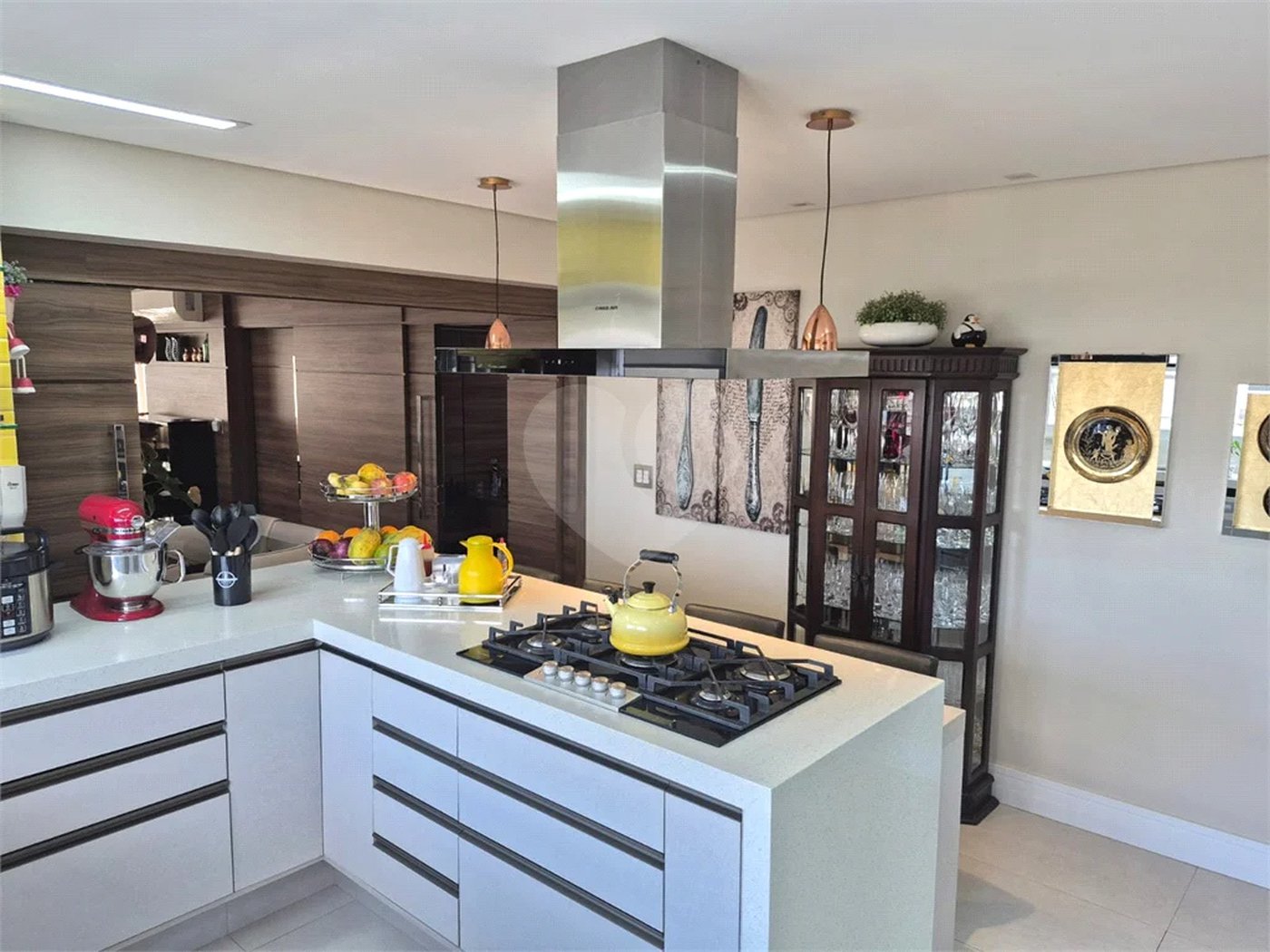Apartamento à venda com 4 quartos, sendo 3 suítes, em Água Fria, São Paulo, SP