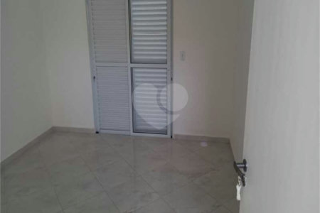 Casa à venda com 4 quartos, sendo 2 suítes,  no condomínio Jardim Imperador, Igaratá - SP