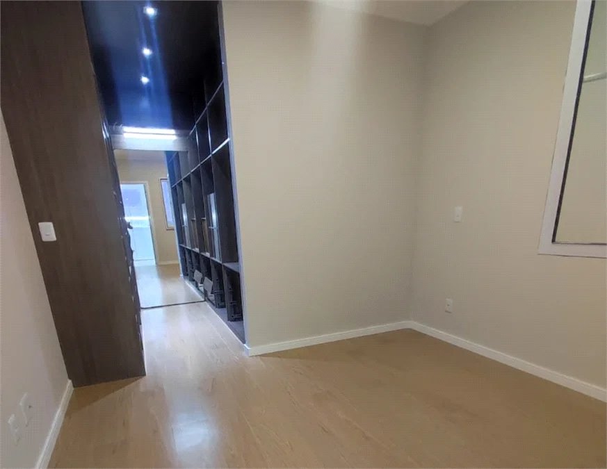 Apartamento à venda com 3 quartos, sendo 2 suítes,  em Jardim Arpoador, São Paulo, SP