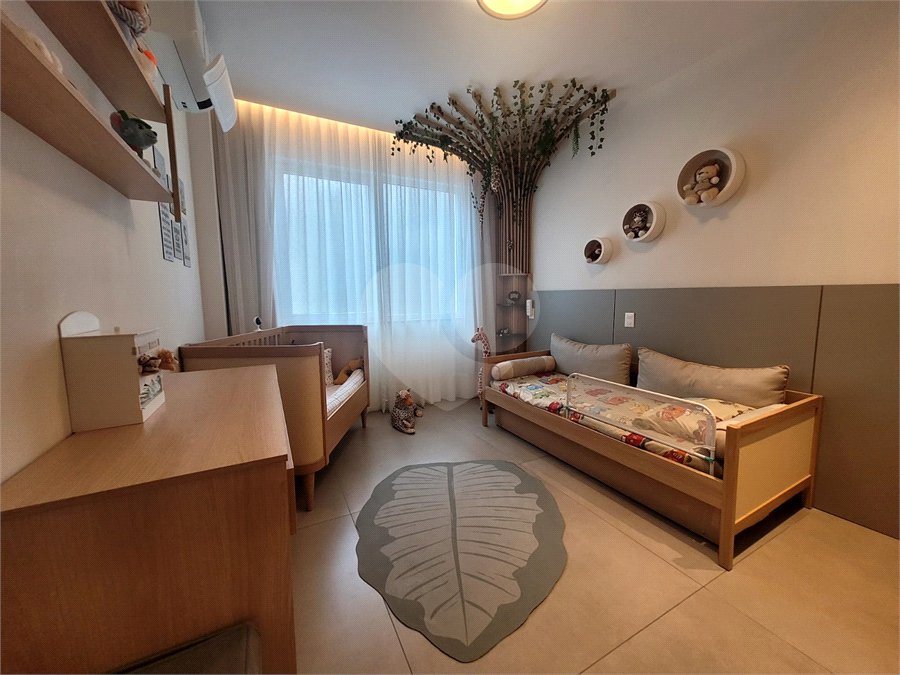 Apartamento à venda com 4 quartos, sendo 1 suíte,  em Ipanema, Rio de Janeiro, RJ