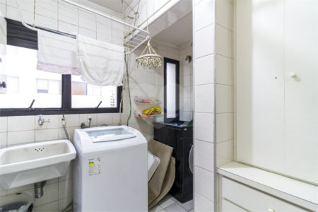 Apartamento à venda com 4 quartos, sendo 1 suíte, em Indianópolis, São Paulo, SP