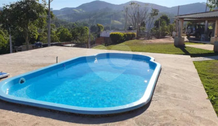 Chácara à venda com 3 quartos, sendo 1 suíte,  no Centro, Paraibuna, SP