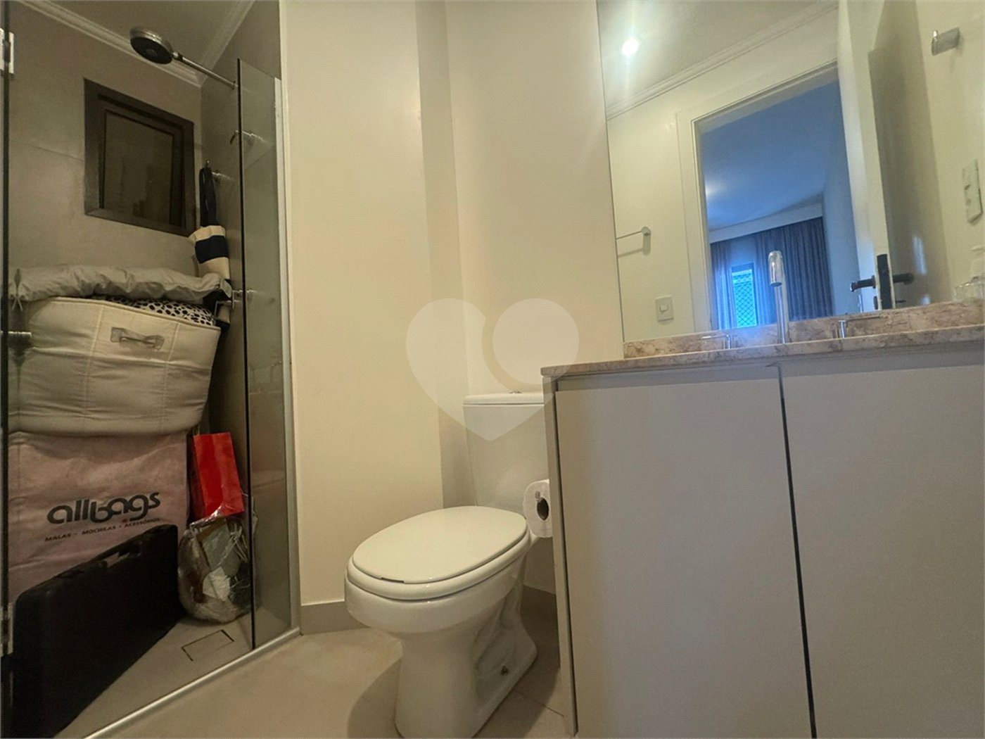 Apartamento à venda com 3 suítes em Indianópolis, São Paulo, SP