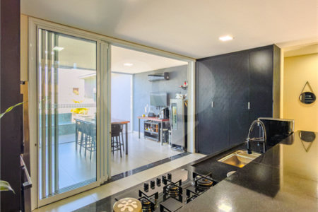 Casa à venda com 3 suítes no condomínio Jardim Residencial Dona Maria José, Indaiatuba - SP