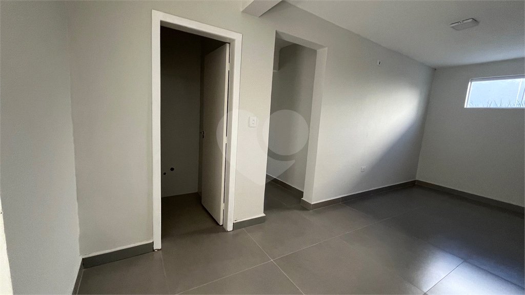 Sobrado à venda com 4 quartos, sendo 3 suítes, em Jardim Paulista, Atibaia, SP