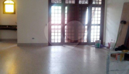 Sobrado à venda ou para alugar com 3 quartos em Casa Verde, São Paulo, SP