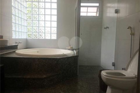 Casa à venda com 4 quartos, sendo 3 suítes, no condomínio Residencial Nova Cantareira, São Paulo - SP
