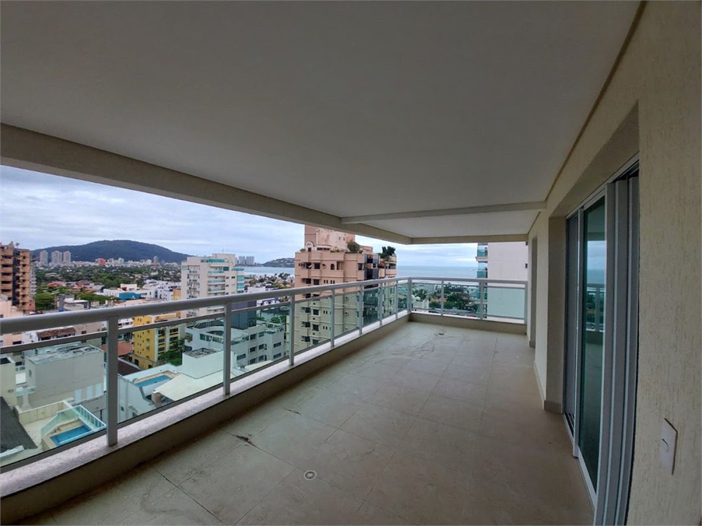 Apartamento Residencial à venda, Balneário Cidade Atlântica, Guarujá - AP1724.