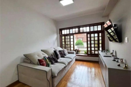 Sobrado à venda ou para alugar com 3 quartos, sendo 1 suíte,  em Independência, São Bernardo do Campo, SP