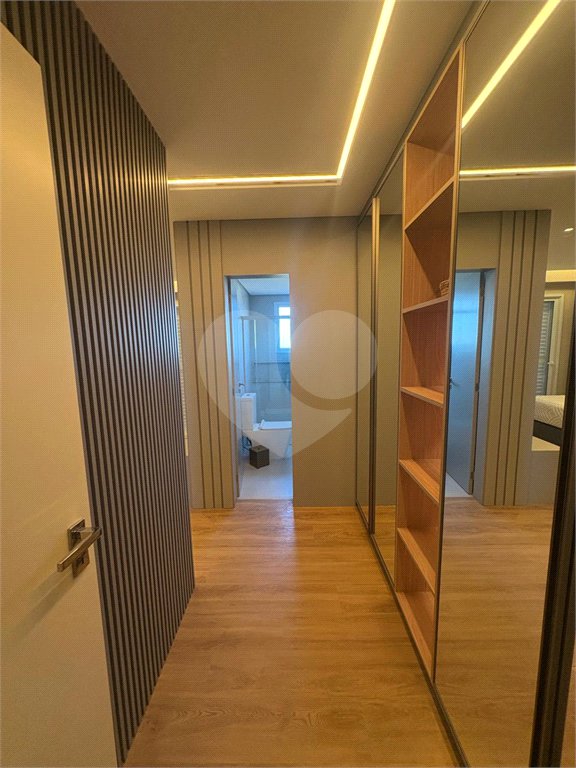 Apartamento à venda com 3 suítes em Urbanova, São José dos Campos, SP