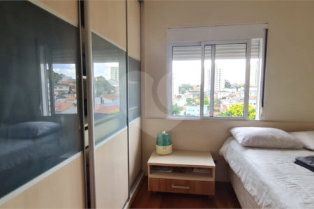 Sobrado à venda com 4 quartos, sendo 1 suíte, em Jabaquara, São Paulo, SP