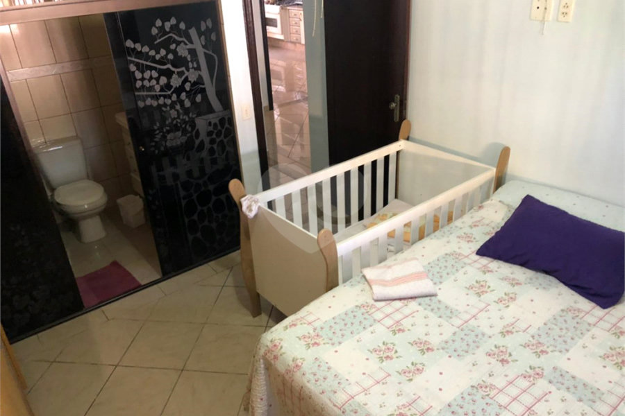 Casa Térrea à venda com 3 suítes em Jaçanã, São Paulo, SP