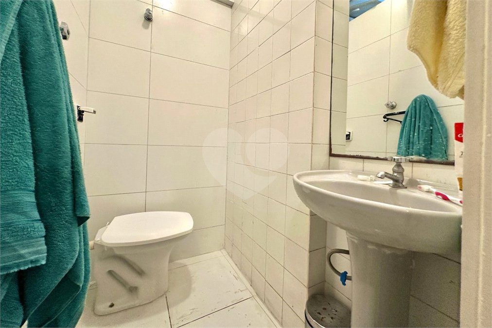 Apartamento à venda com 3 quartos, sendo 1 suíte, em Lagoa, Rio de Janeiro, RJ