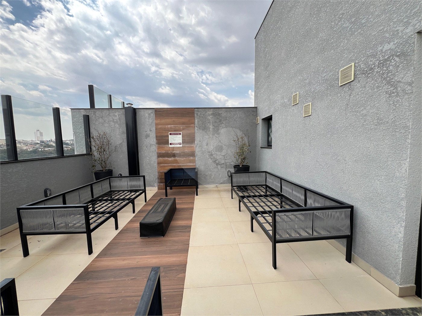 Apartamento à venda com 2 suítes em Atibaia Jardim, Atibaia, SP
