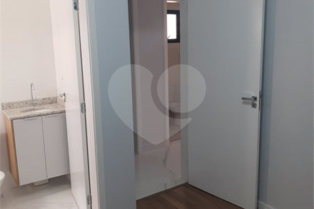 Apartamento à venda com 3 quartos, sendo 1 suíte, em Vila Domingues, Votorantim, SP