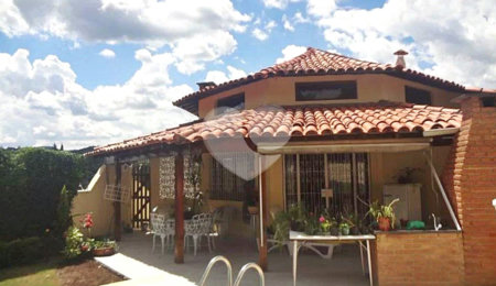 Sobrado à venda com 3 suítes em Palmas do Tremembé, São Paulo, SP