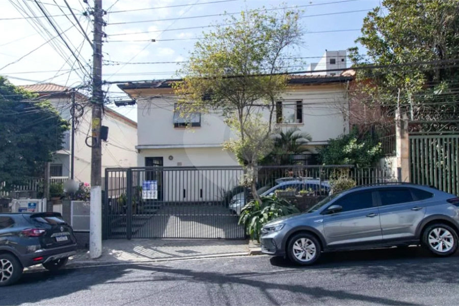 Sobrado à venda com 5 quartos, sendo 1 suíte, em Tucuruvi, São Paulo, SP