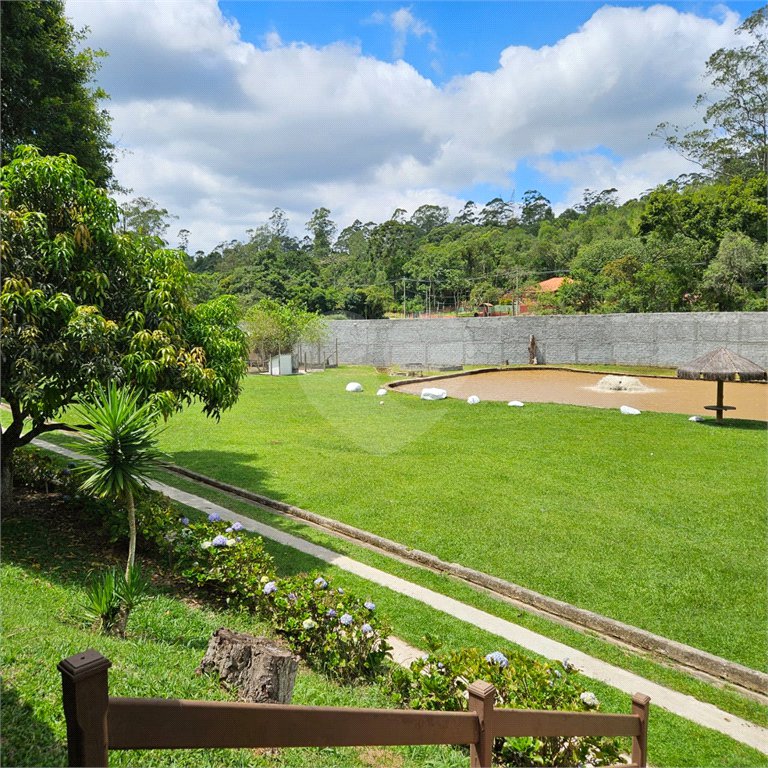 Sítio à venda com 2 quartos, sendo 1 suíte,  em Alto da Serra (mailasqui), São Roque, SP