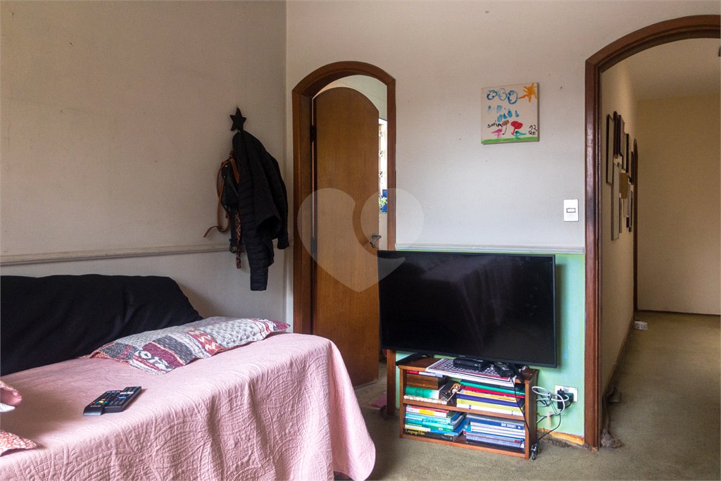 Casa à venda com 3 quartos, sendo 2 suítes, em Granja Julieta, São Paulo, SP
