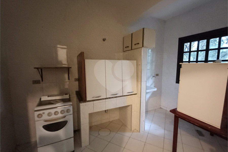 Casa para alugar com 1 quarto no condomínio Champs Elysees Village, Mairiporã - SP