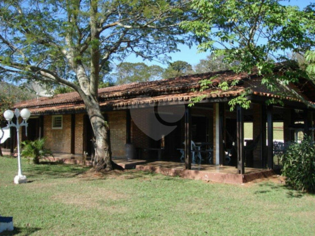 Sítio à venda com 10 quartos em Sítio Arueira, Piracaia, SP