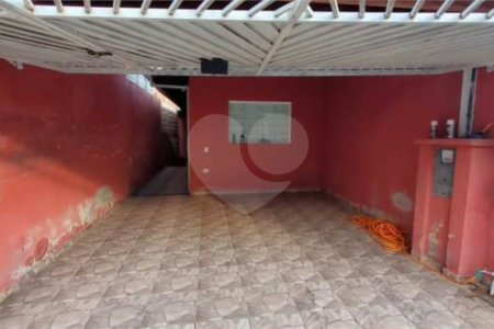 Casa à venda com 3 quartos, sendo 1 suíte, em Jardim Imperial, Atibaia, SP