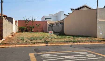 Terreno à venda em Jardim dos Flamboyants, Araraquara, SP