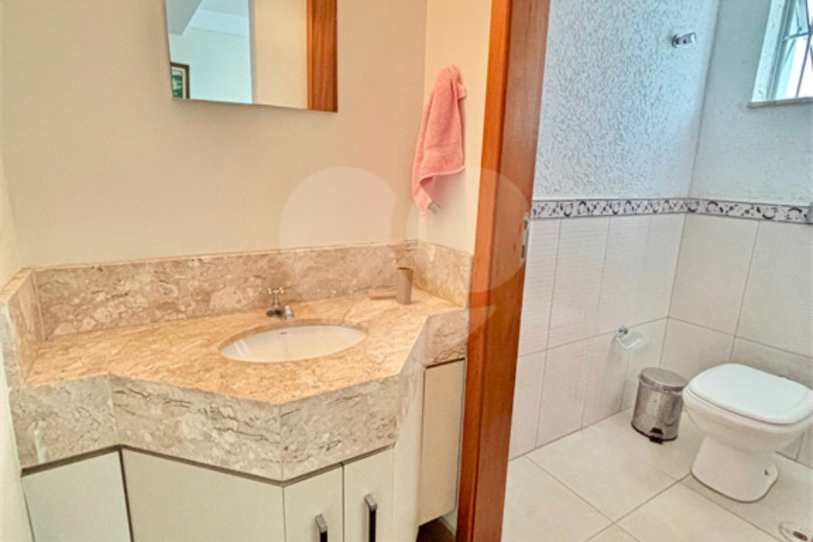 Sobrado à venda com 6 quartos, sendo 5 suítes, em Tremembé, São Paulo, SP
