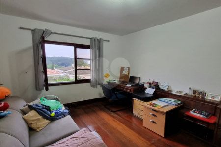 Sobrado à venda com 4 quartos, sendo 2 suítes, em Barro Branco (zona Norte), São Paulo, SP