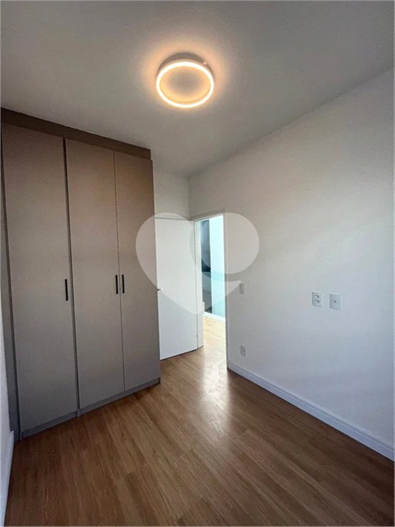 Casa à venda ou para alugar com 3 suítes no condomínio Quinta das Parreiras, Valinhos - SP