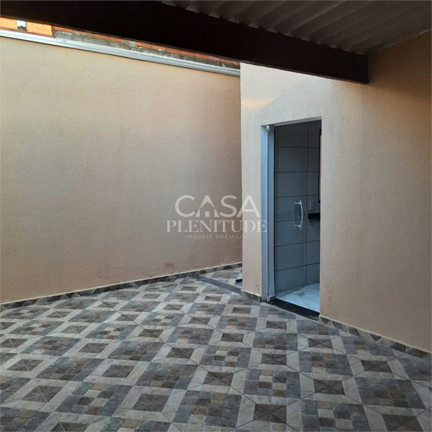 Sobrado à venda com 2 quartos, sendo 1 suíte, em Jardim dos Pássaros, Sorocaba, SP