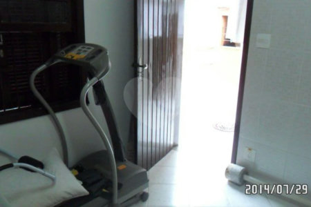 Casa Térrea à venda com 3 quartos, sendo 1 suíte,  em Jardim Franca, São Paulo, SP
